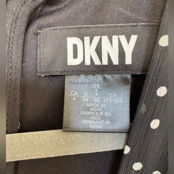 DKNY Polka-Dot V-Neck Button-Trim Midi Dress. Size 4 - Picture 4 of 4